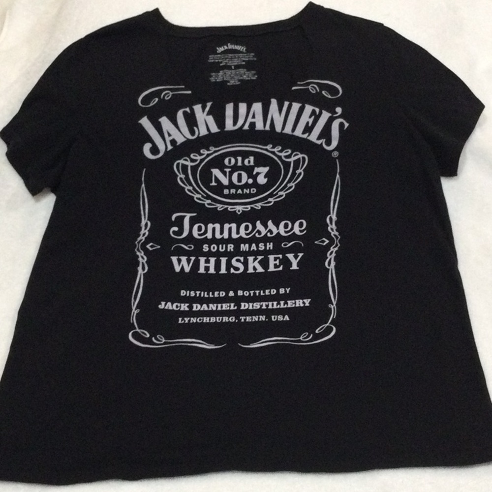 Vintage Jack Daniel’s Whiskey V-Neck Tee